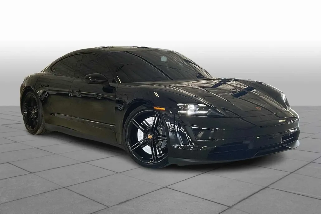 2024 Porsche Taycan 4S photo 1