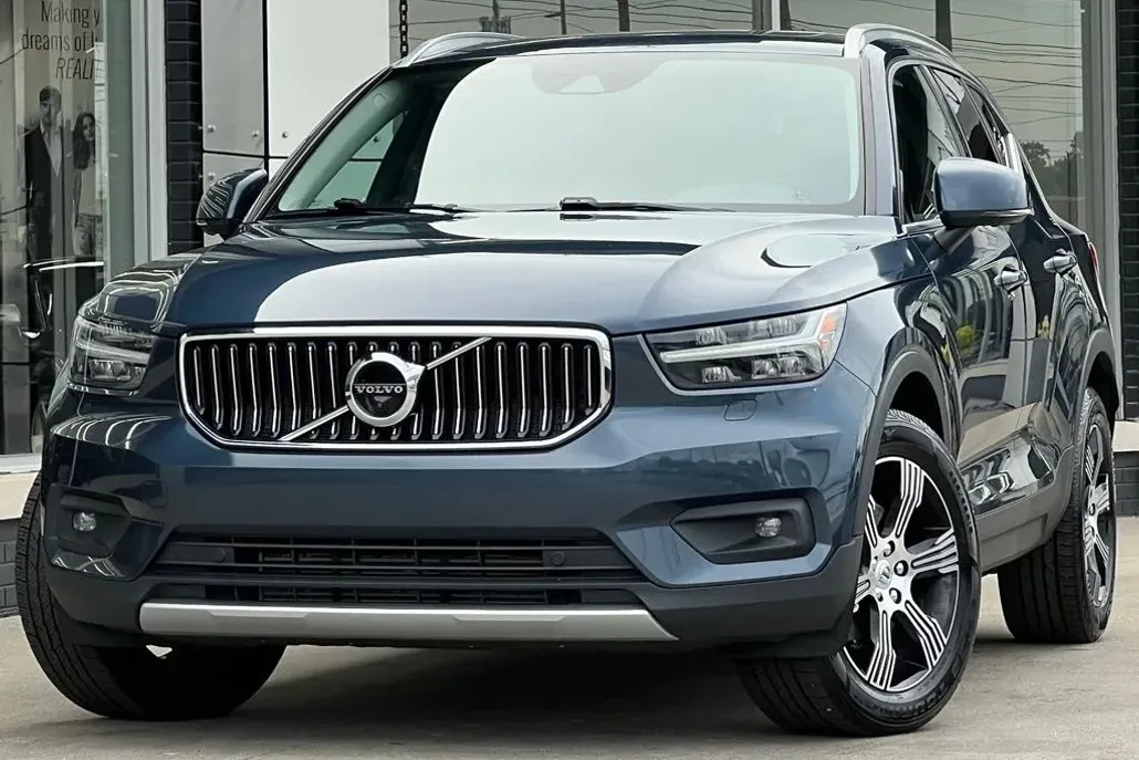2021 Volvo XC40 Inscription photo 1