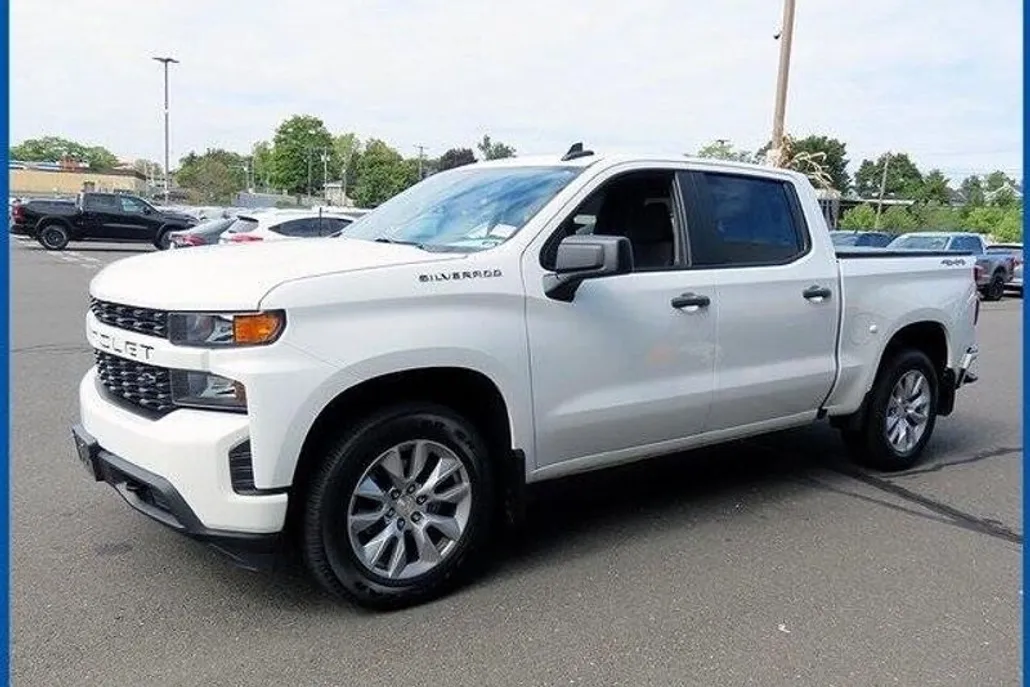2021 Chevrolet Silverado 1500 Custom photo 1