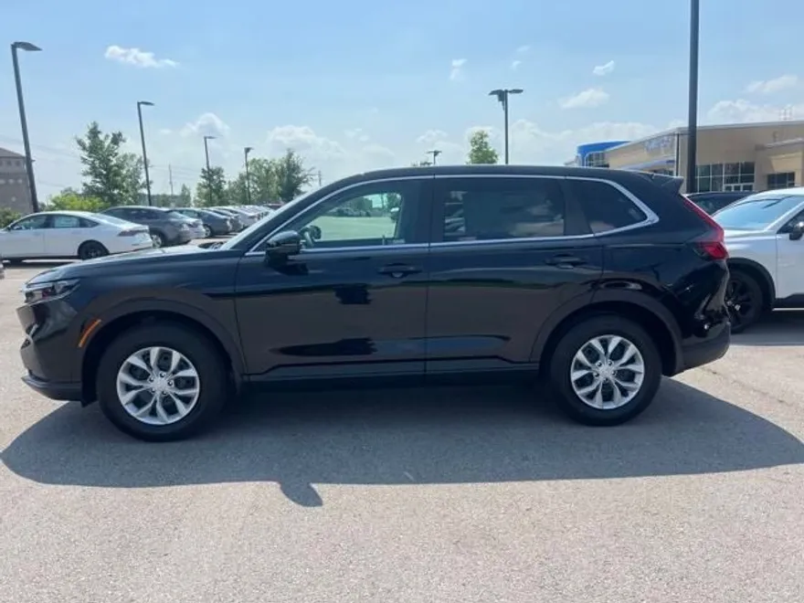 2025 Honda CR-V LX photo 1