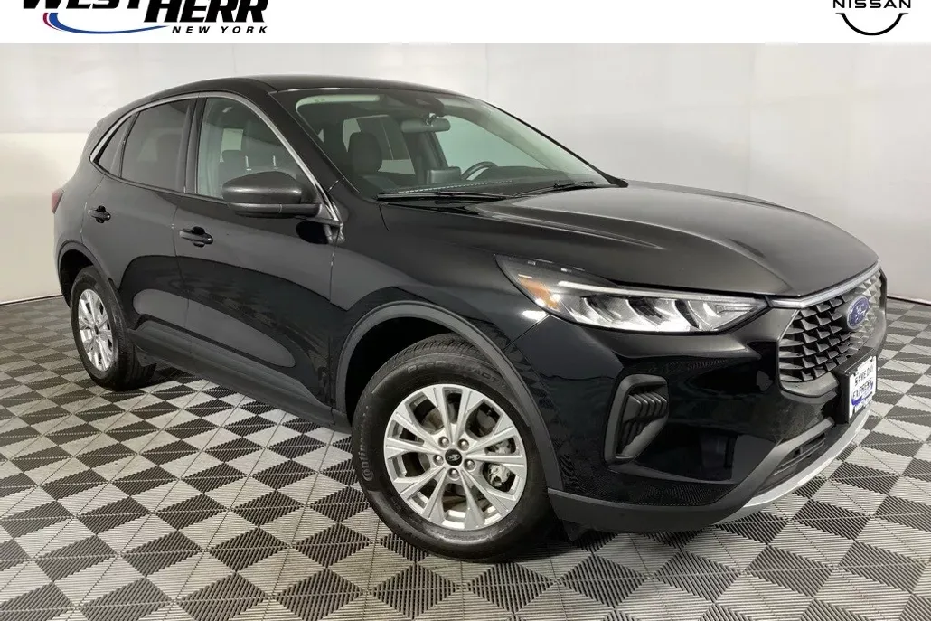 2023 Ford Escape Active photo 1