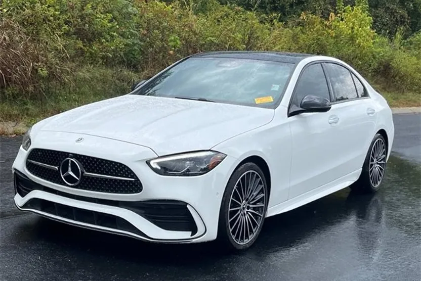 2024 Mercedes Benz C 300 photo 1