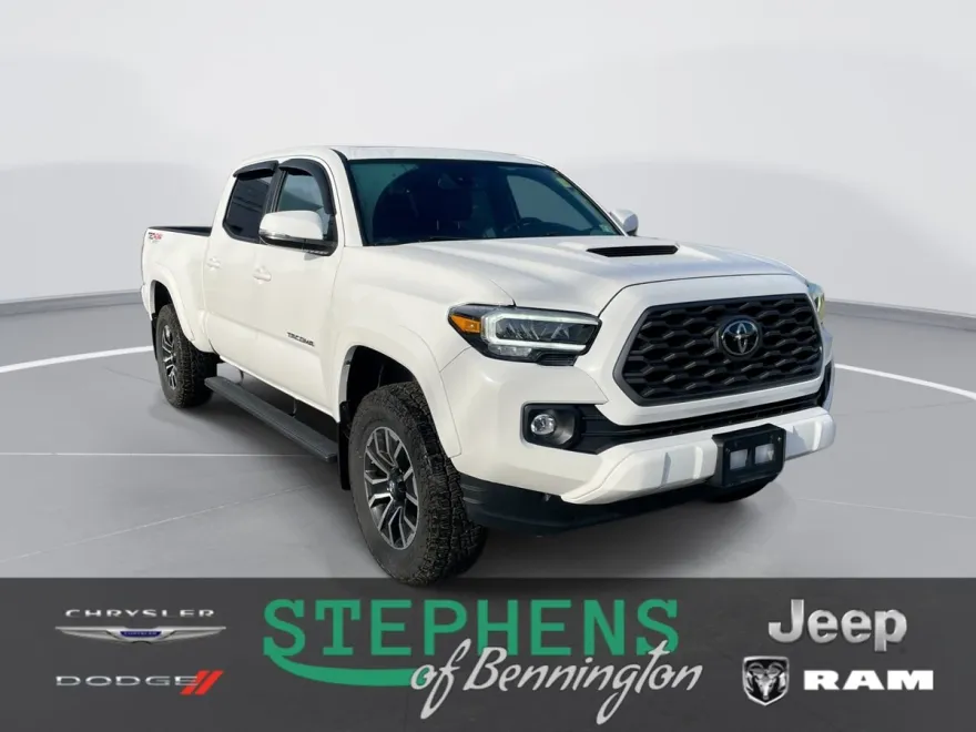 2021 Toyota Tacoma TRD Sport photo 1