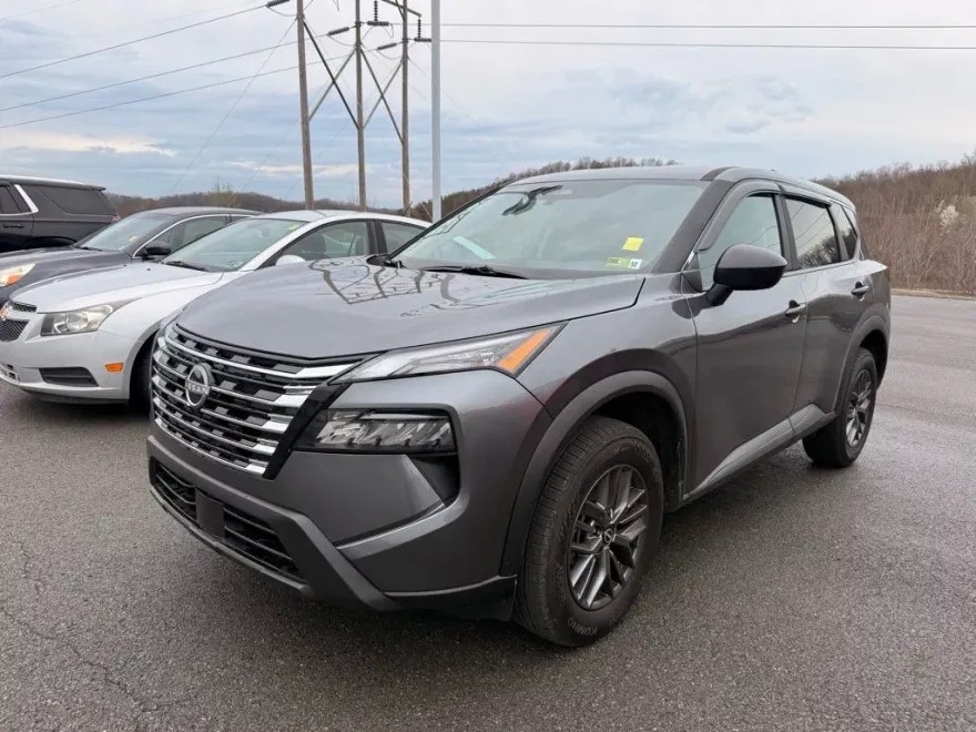 2025 Nissan Rogue S AWD photo 1