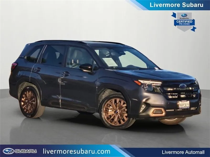 2025 Subaru Forester Sport photo 1