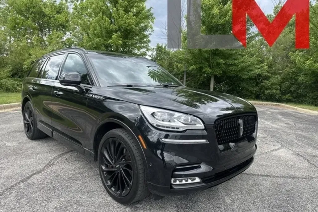 2022 Lincoln Aviator Reserve photo 1