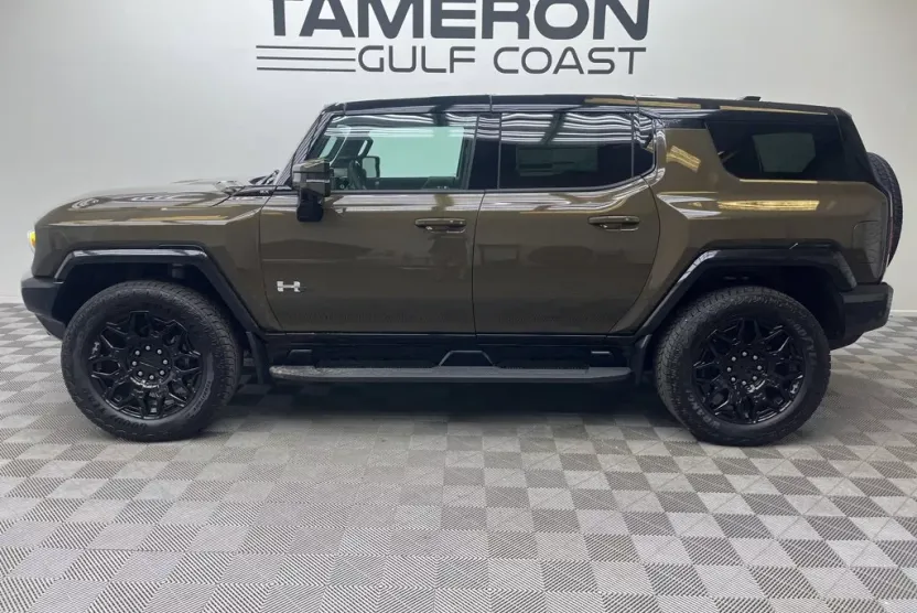 2025 Gmc Hummer EV SUV photo 1