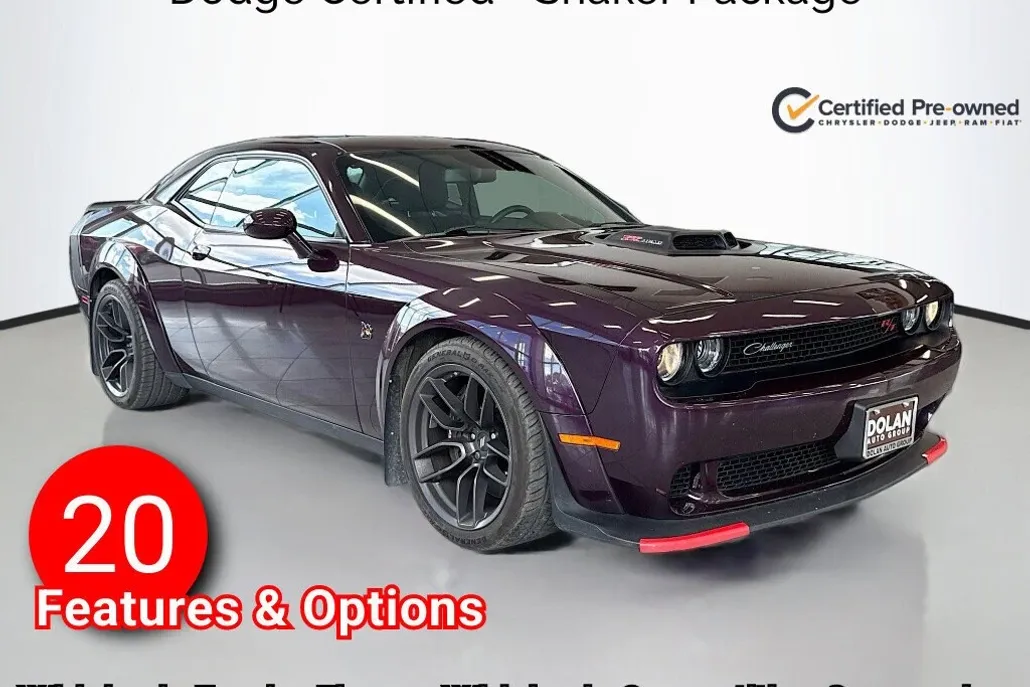 2022 Dodge Challenger R/T Scat Pack Widebody photo 1