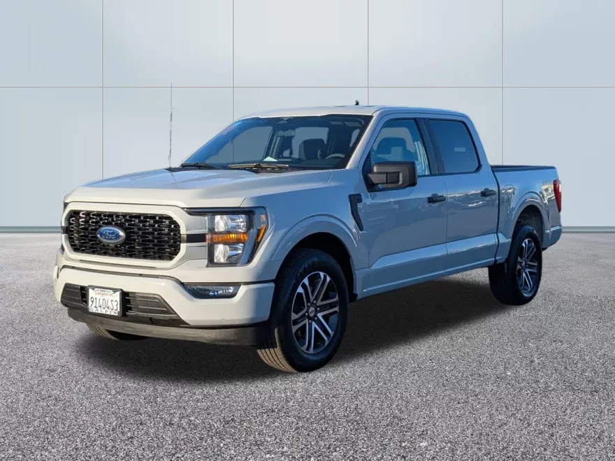 2023 Ford F-150 XL photo 1