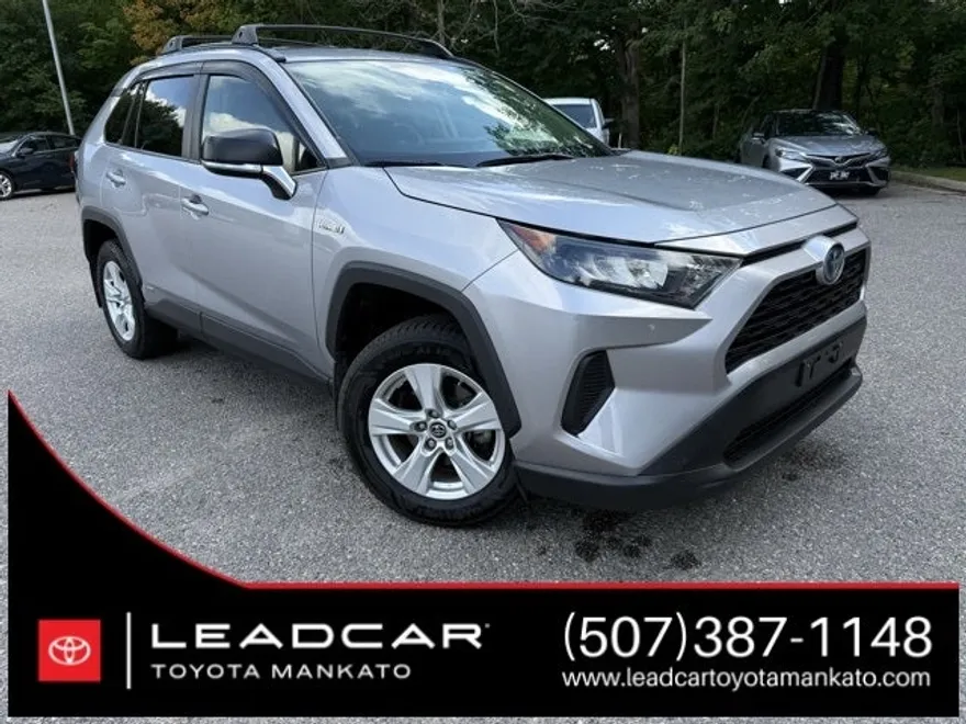 2019 Toyota RAV4 Hybrid LE photo 1