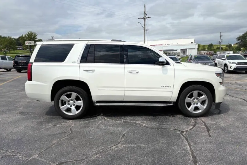 2015 Chevrolet Tahoe LTZ photo 1