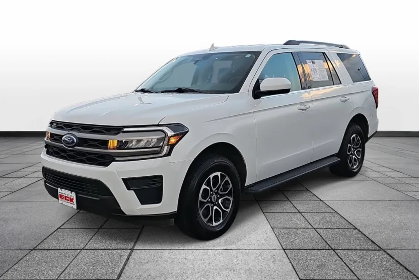 2024 Ford Expedition XLT photo 1