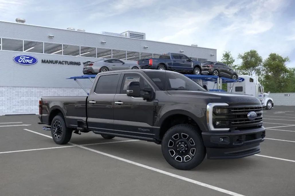 2026 Ford F-250 Platinum photo 1
