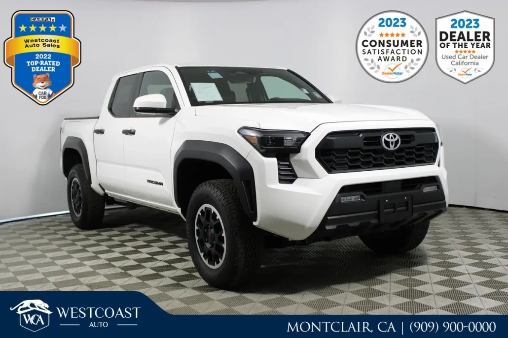 2024 Toyota Tacoma TRD 4x4 photo 1