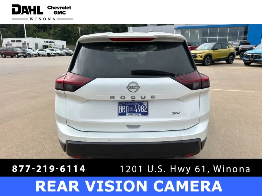 2024 Nissan Rogue SV photo 1