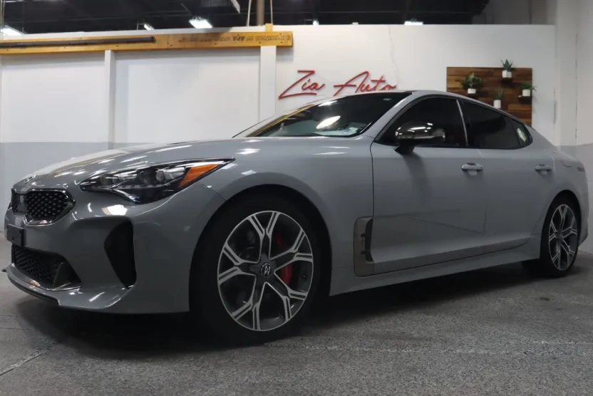 2020 Kia Stinger GT2 photo 1