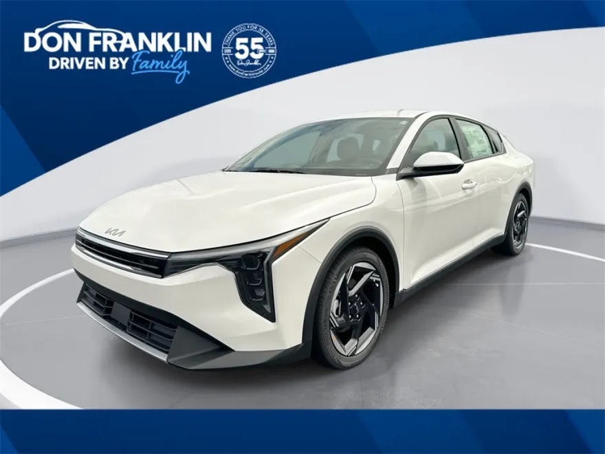 2025 Kia K4 EX photo 1
