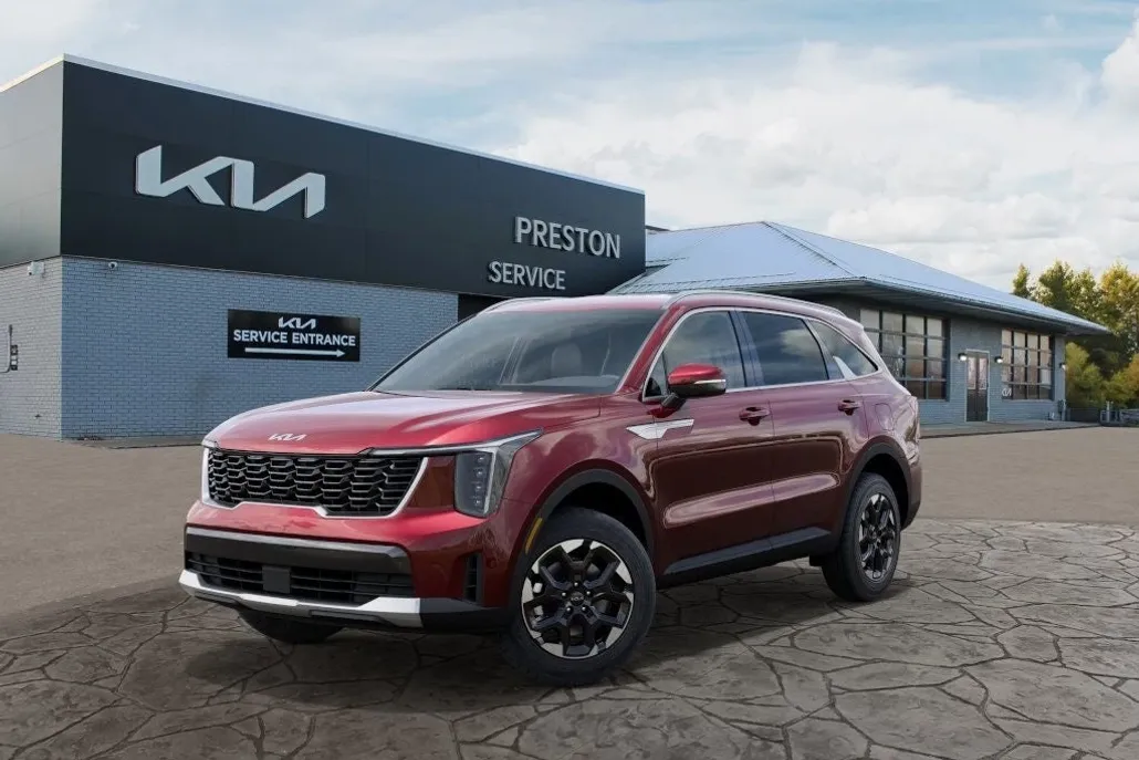 2025 Kia Sorento S photo 1