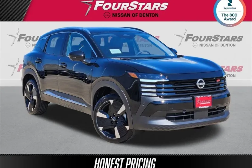 2026 Nissan Kicks SR photo 1