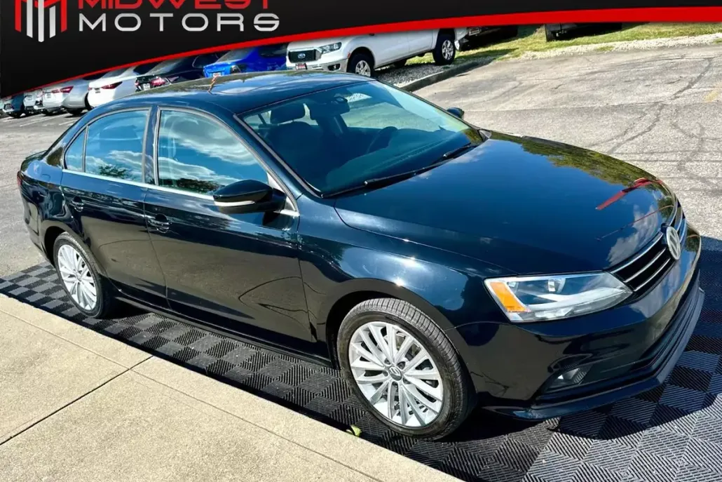 2016 Volkswagen Jetta 1.8T Premium TDI SEL photo 1