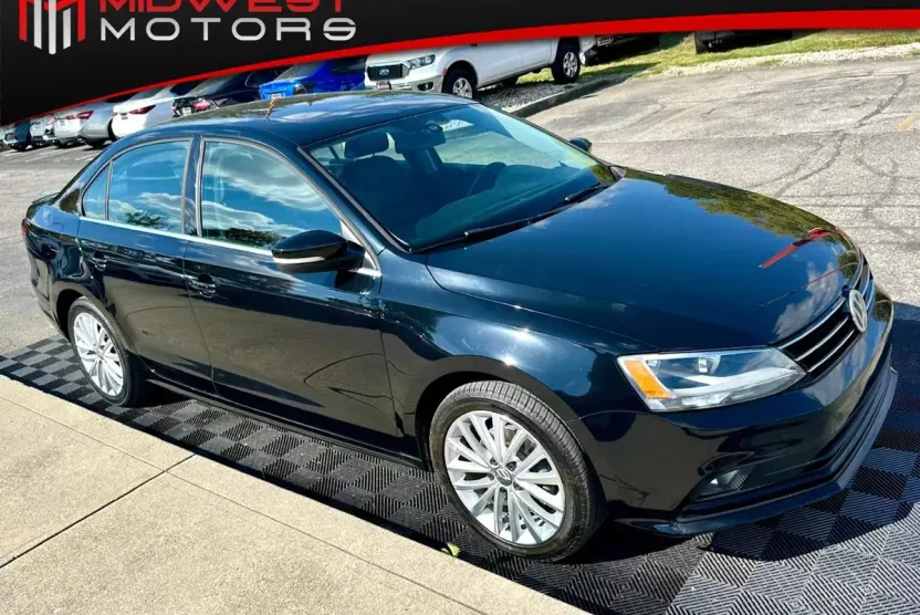2016 Volkswagen Jetta 1.8T Premium TDI SEL photo 1