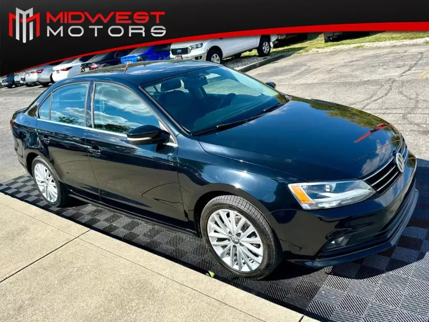 2016 Volkswagen Jetta 1.8T Premium TDI SEL photo 1