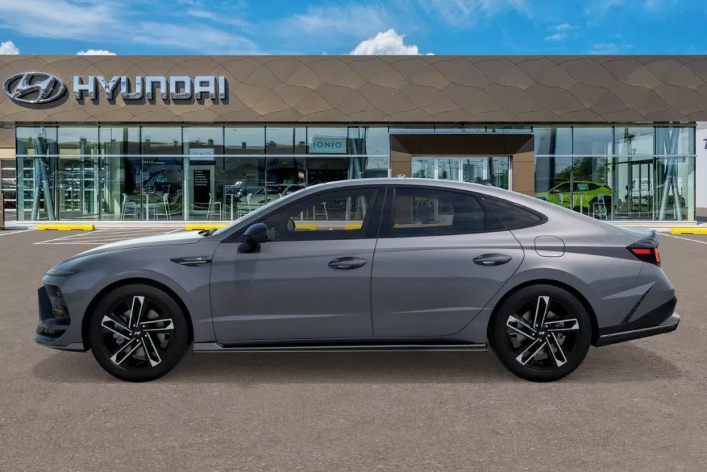 2025 Hyundai Sonata N Line photo 1