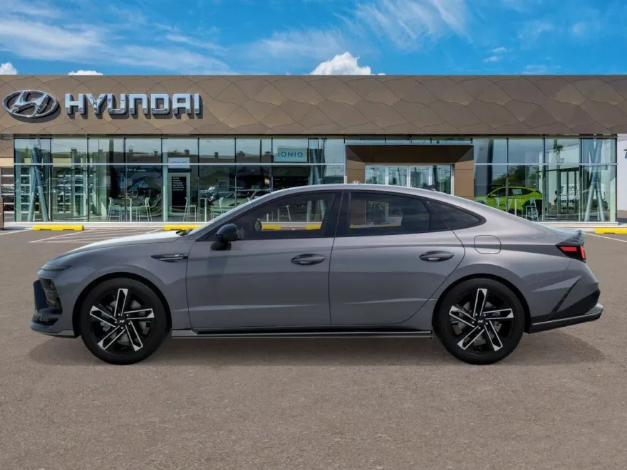 2025 Hyundai Sonata N Line photo 1