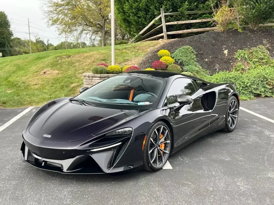 2023 Mclaren ARTURA photo 1