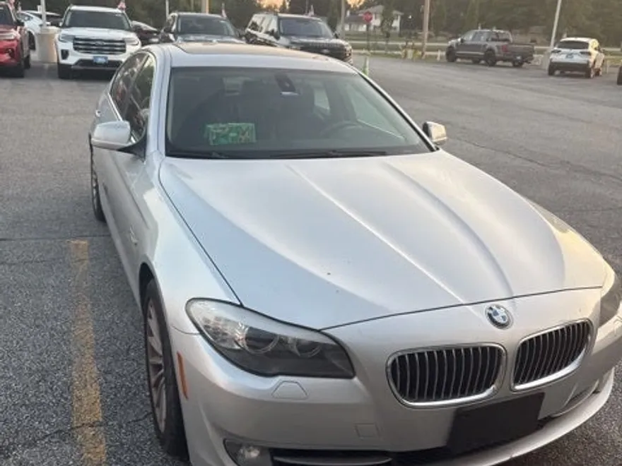 2011 Bmw 535i 5-Series photo 1