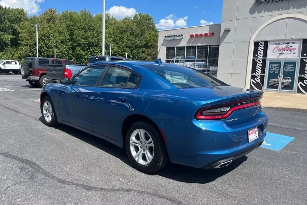2023 Dodge Charger SXT photo 1