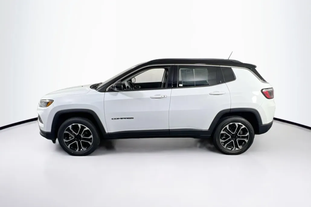 2022 Jeep Compass Limited photo 1
