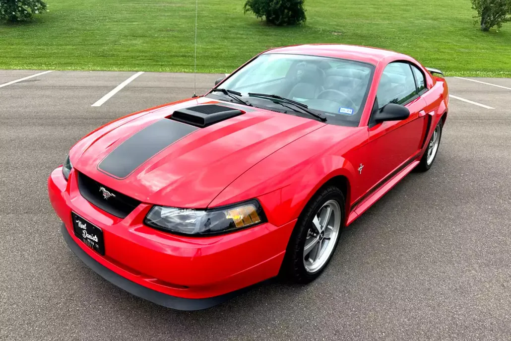 2003 Ford Mustang Mach 1 photo 1