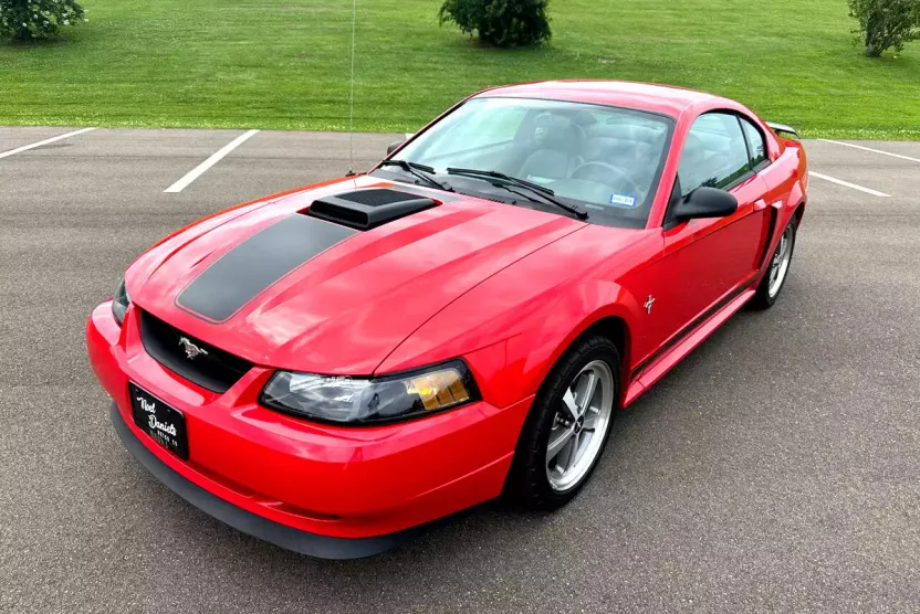 2003 Ford Mustang Mach 1 photo 1