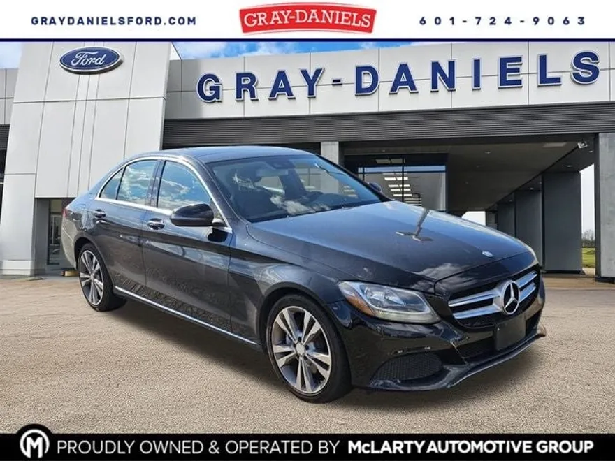 2016 Mercedes Benz C 300 photo 1