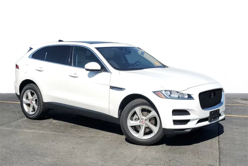 2020 Jaguar F-PACE Premium photo 1