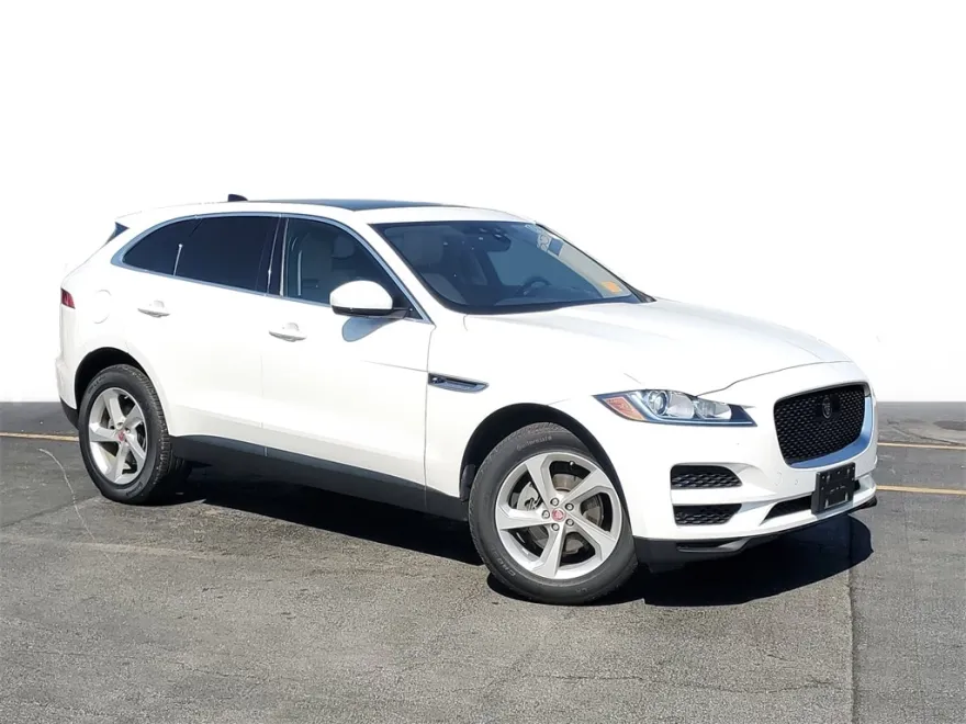 2020 Jaguar F-PACE Premium photo 1