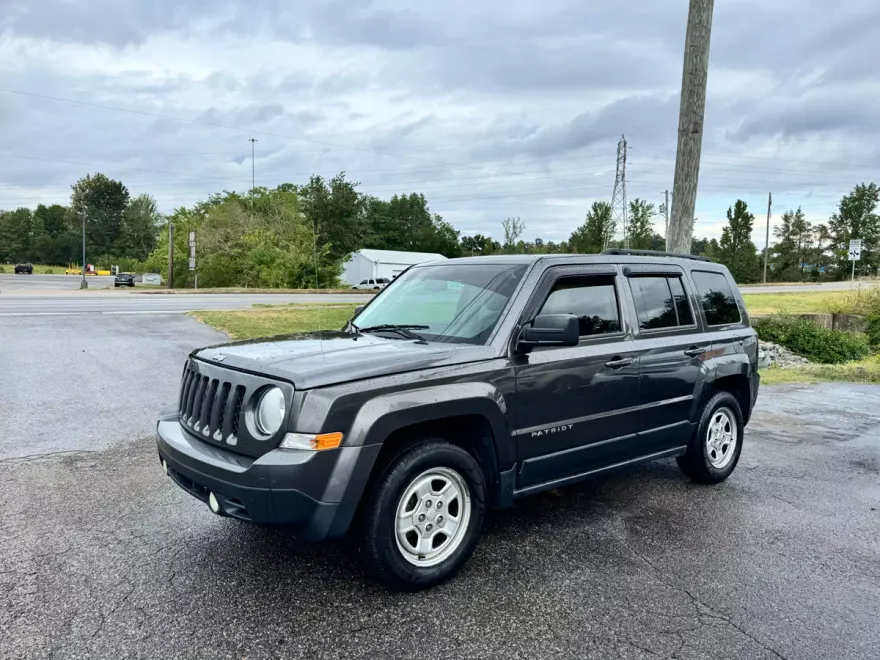 2016 Jeep Patriot Sport photo 1