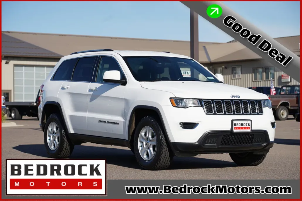 2017 Jeep Grand Cherokee Laredo photo 1