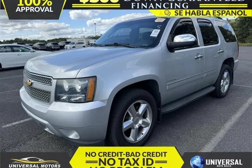 2013 Chevrolet Tahoe LTZ photo 1