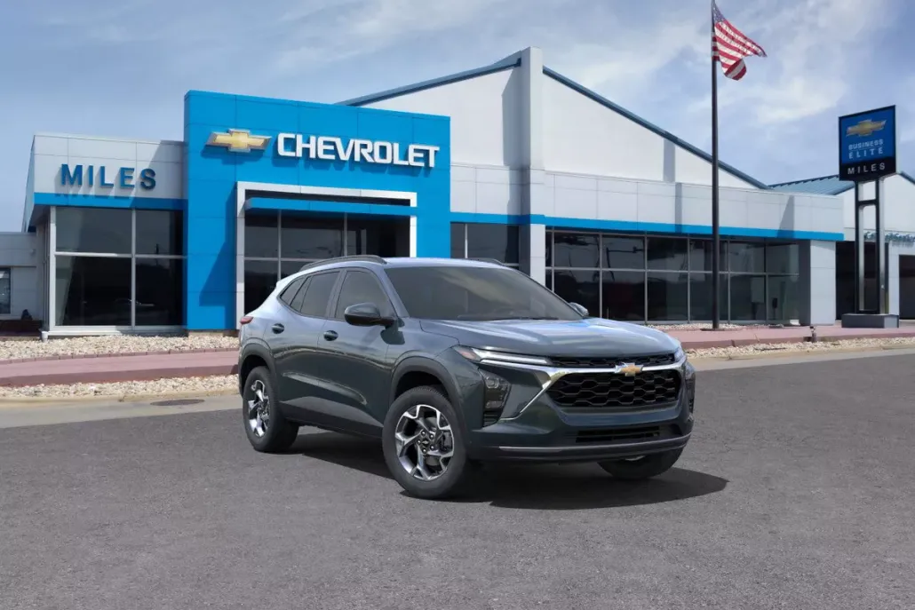 2025 Chevrolet Trax LT photo 1