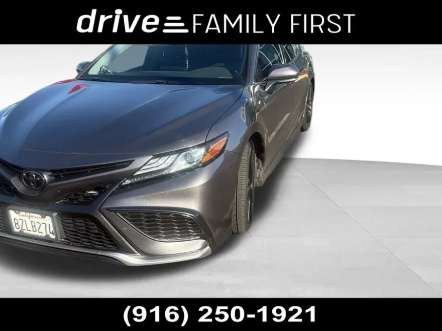 2022 Toyota Camry XSE photo 1