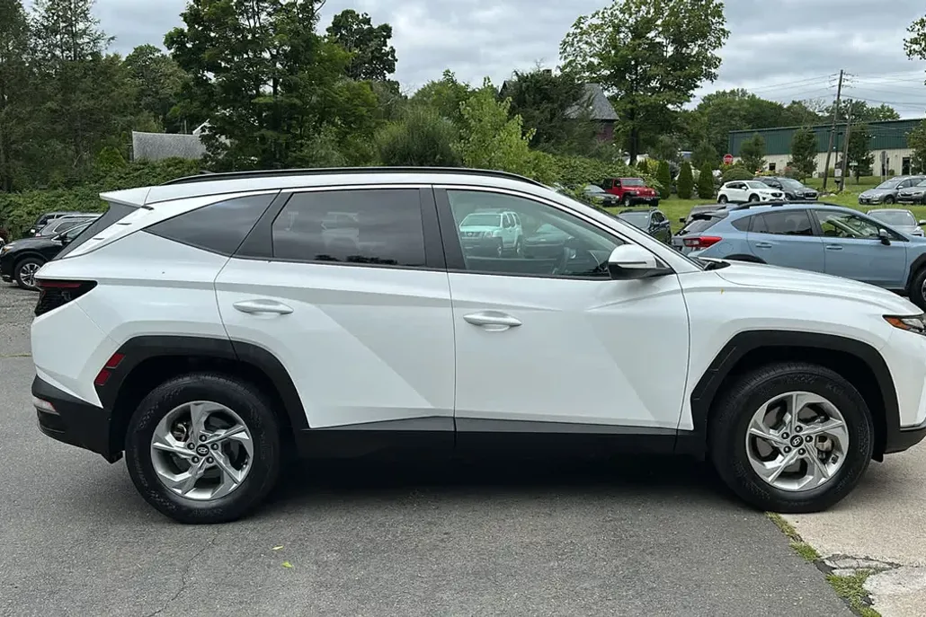 2023 Hyundai Tucson SEL photo 1