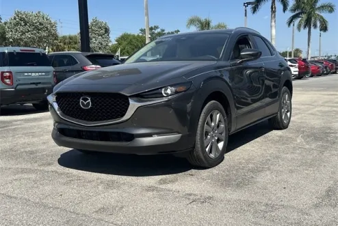 2025 Mazda CX-30 2.5 S Preferred photo 2