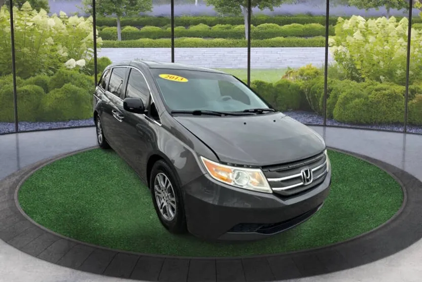 2013 Honda Odyssey EX-L photo 1