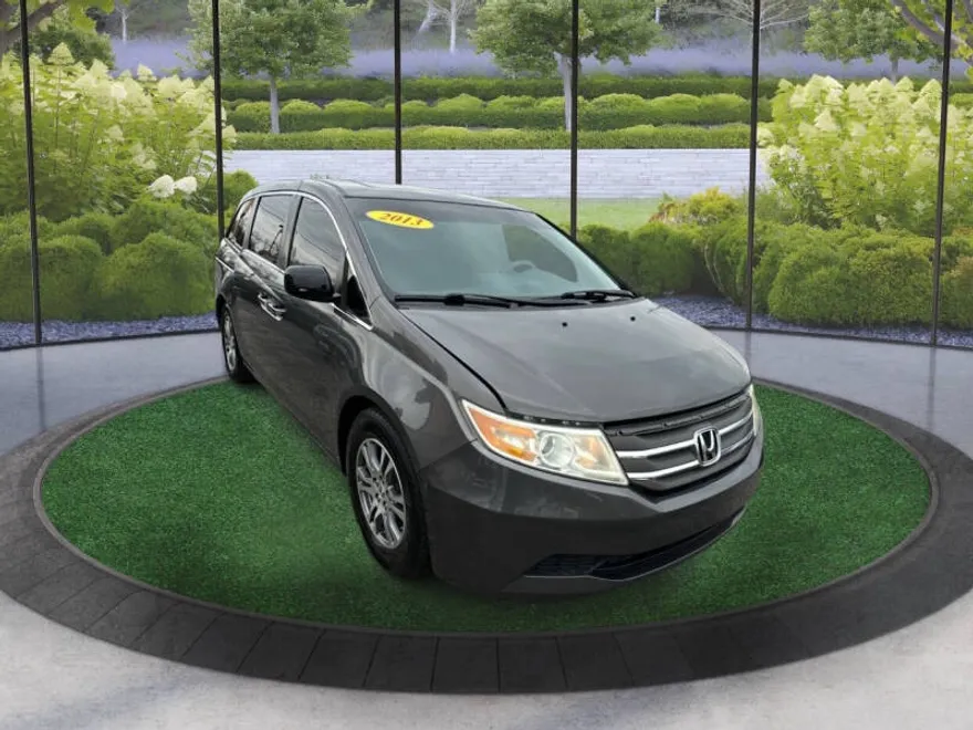 2013 Honda Odyssey EX-L photo 1