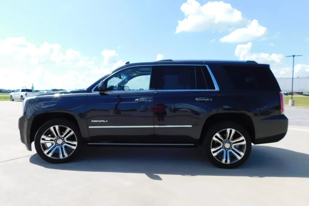 2020 Gmc Yukon Denali photo 1