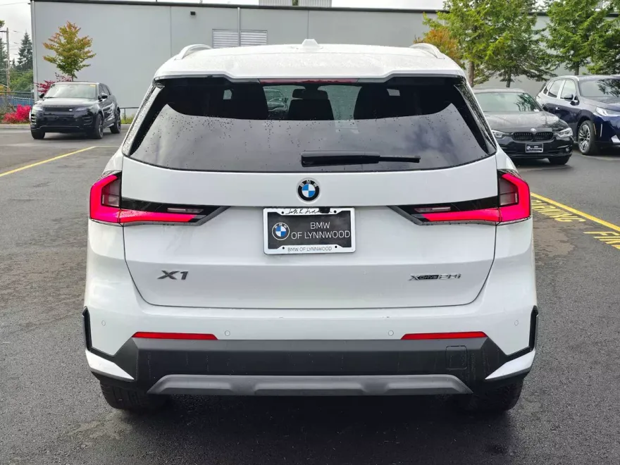 2023 Bmw X1 XDrive28i photo 1
