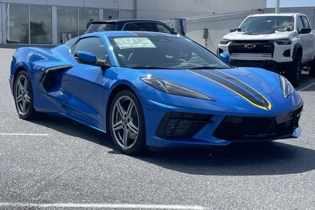2026 Chevrolet Corvette Stingray 2LT photo 1