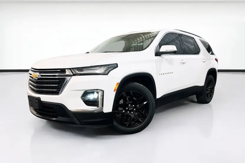 2023 Chevrolet Traverse Leather photo 1